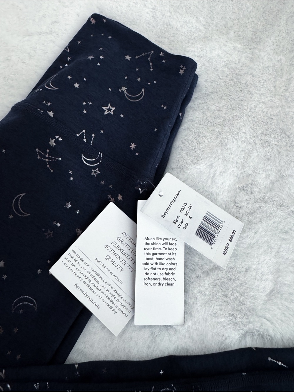 Beyond Yoga Softshine High Waisted Midi Leggings Navy Constellation Cosmic NWT S - Picture 5 of 14